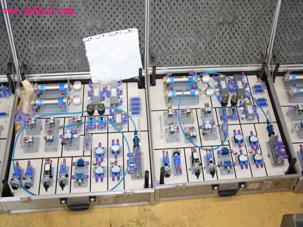 
Máquinas bem conservadas a partir de uma resolução de oficina<br>-3