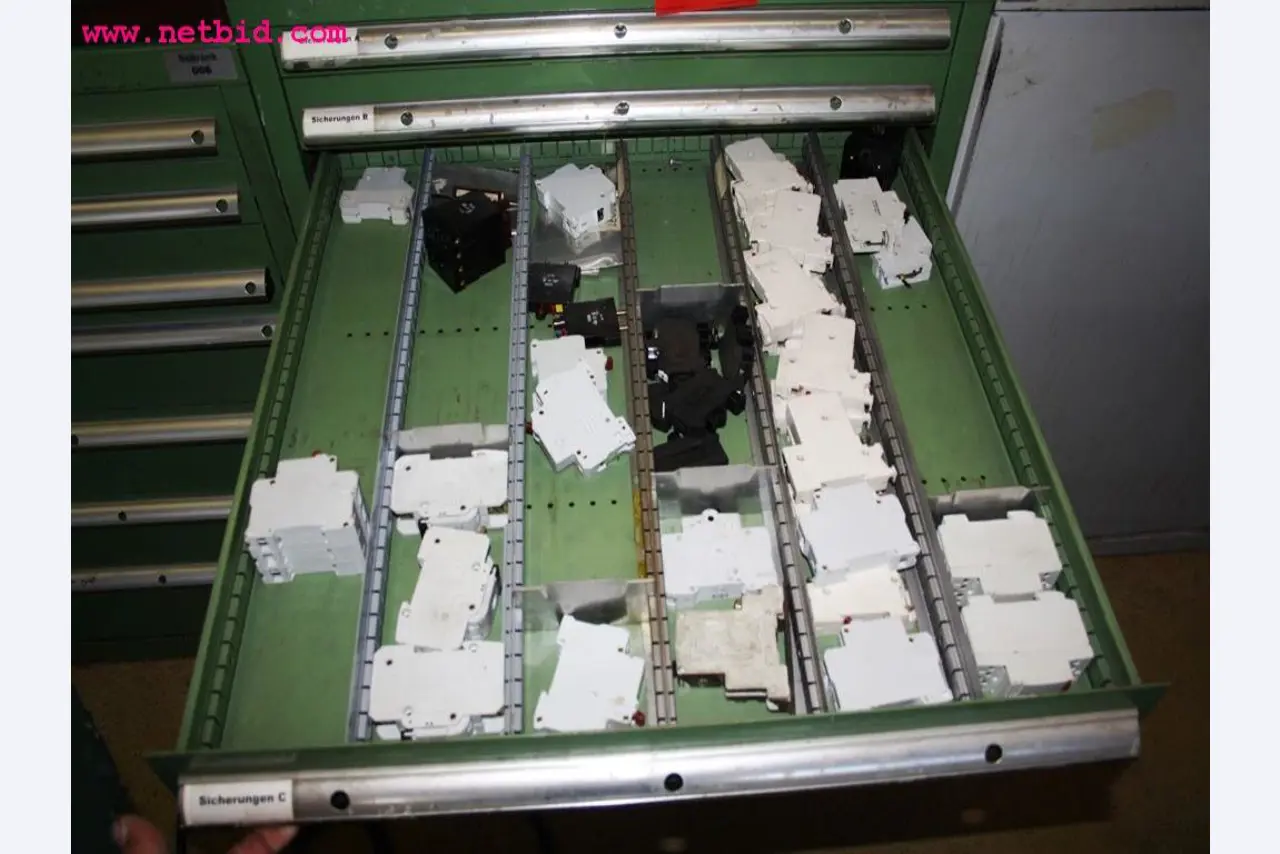 discharged and well-maintained machines and equipment<br>-4
