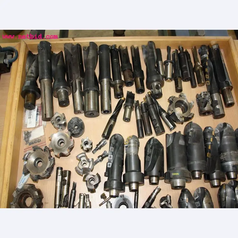 well-maintained machines from a workshop liquidation<br> -2
