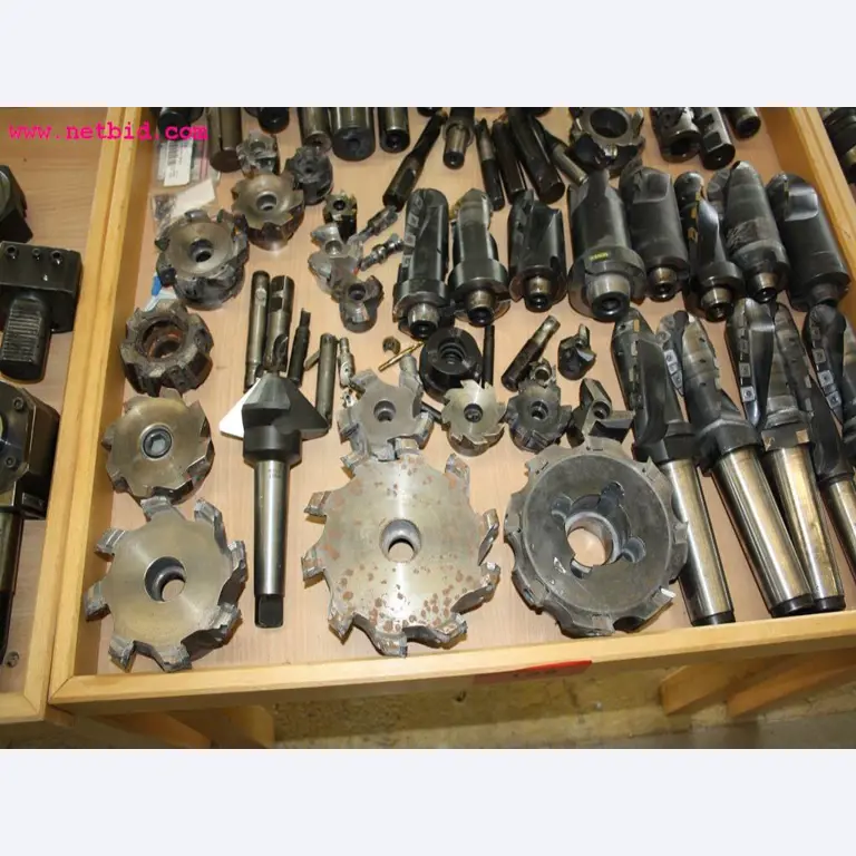 well-maintained machines from a workshop liquidation<br> -4