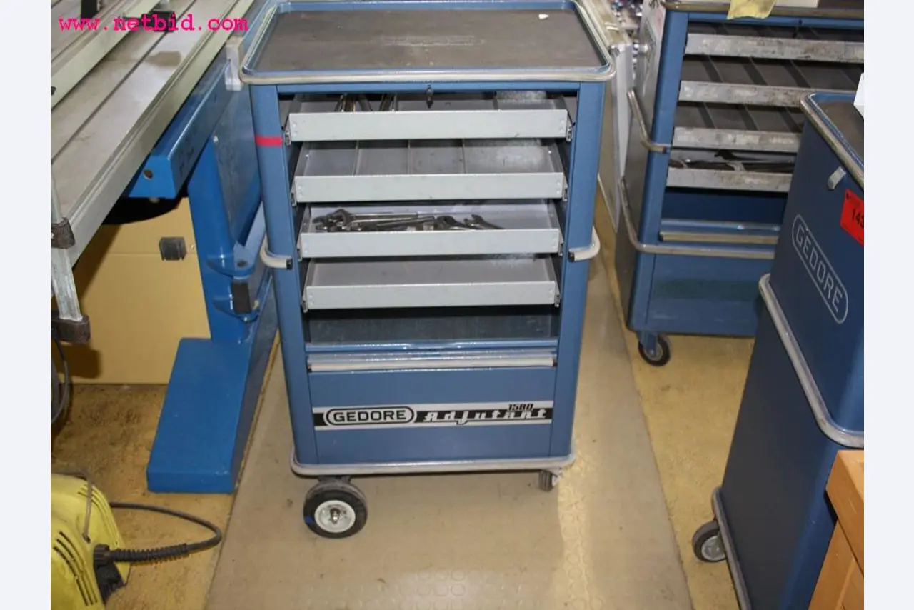 well-maintained machines from a workshop liquidation<br> -3