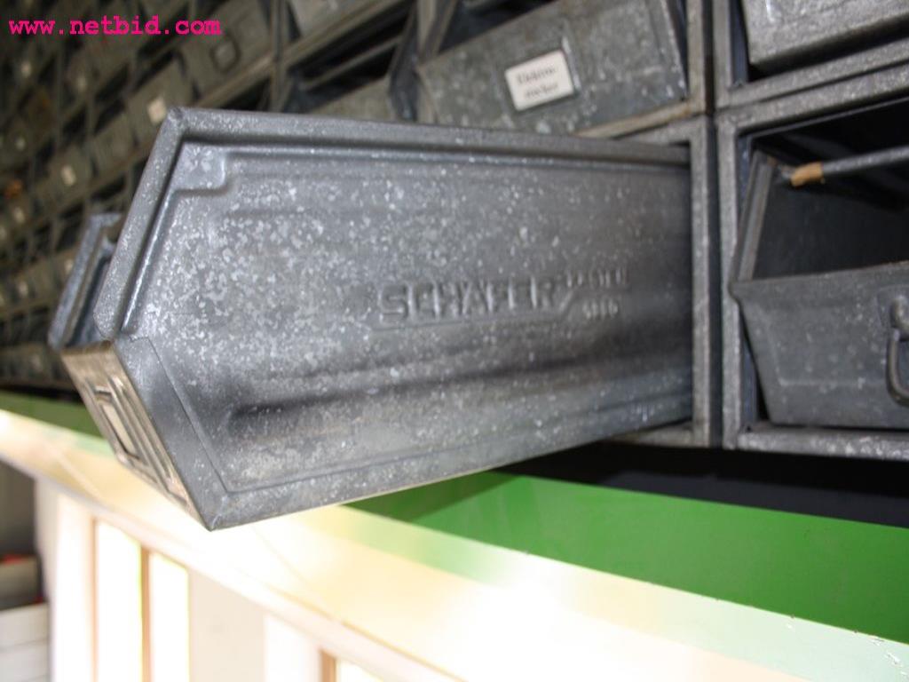 
Máquinas bem conservadas a partir de uma resolução de oficina<br>-3