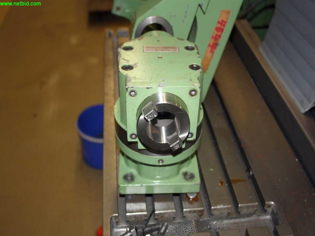 
Máquinas bem conservadas a partir de uma resolução de oficina<br>-10