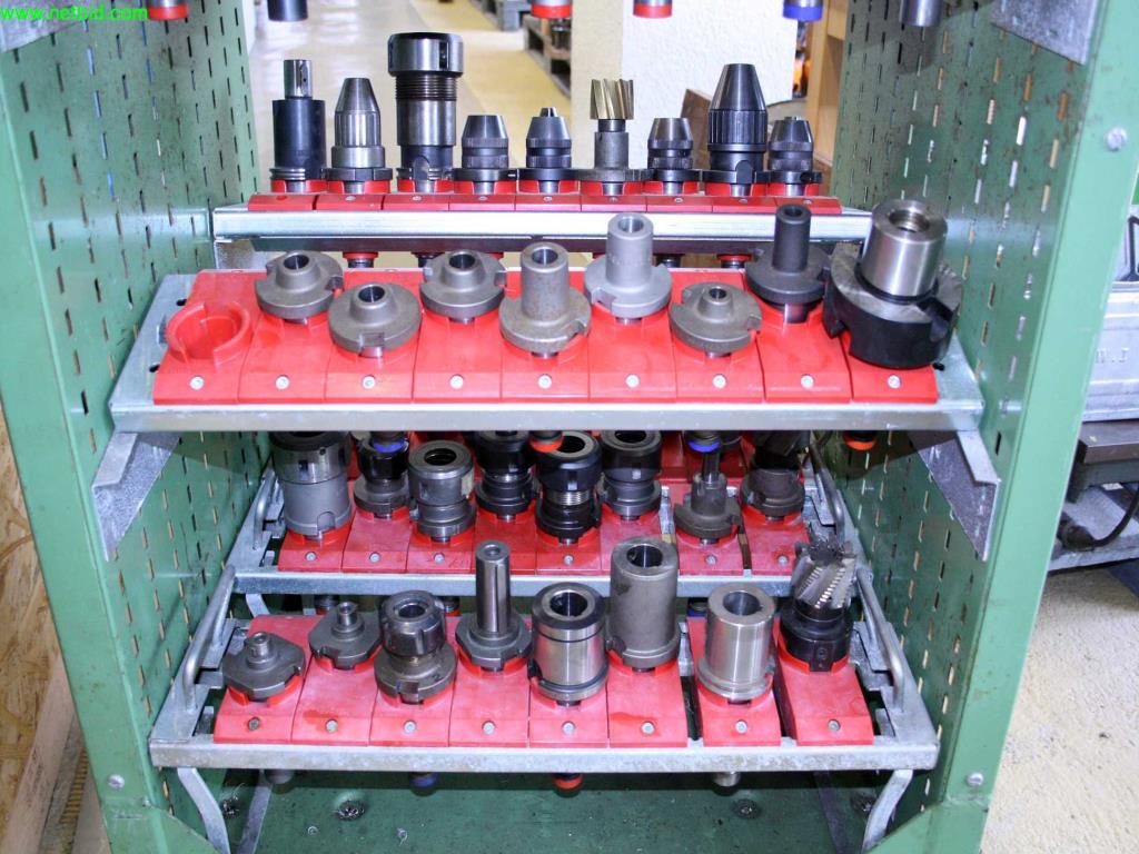 
Máquinas bem conservadas a partir de uma resolução de oficina<br>-4