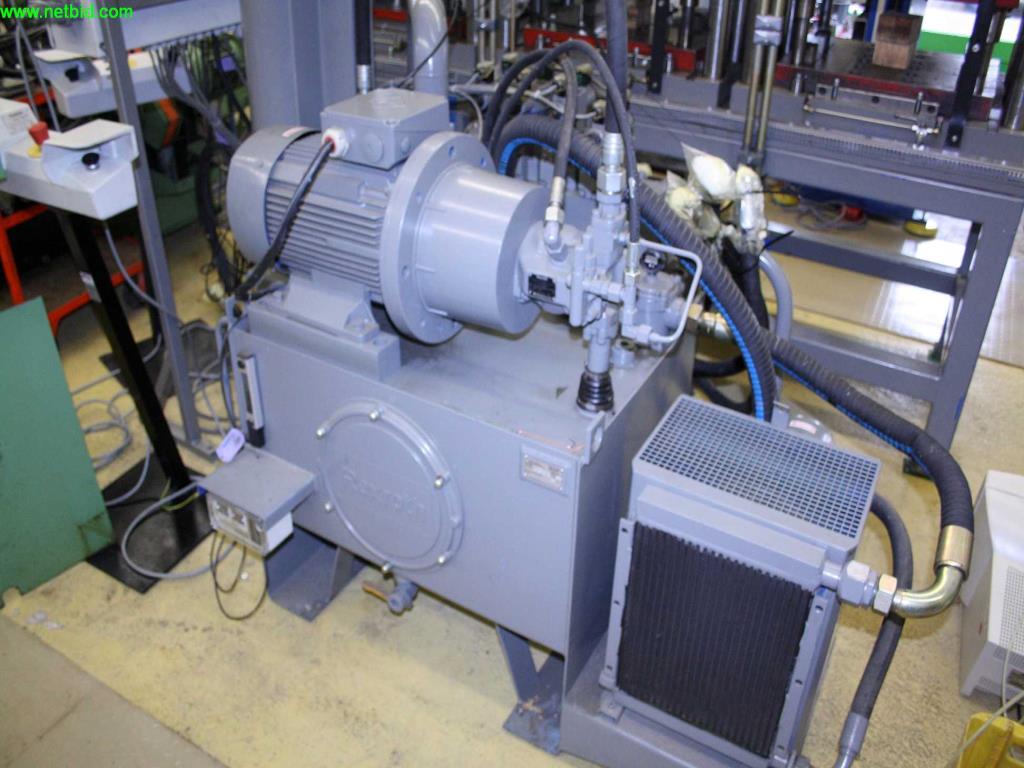 
Máquinas bem conservadas a partir de uma resolução de oficina<br>-10