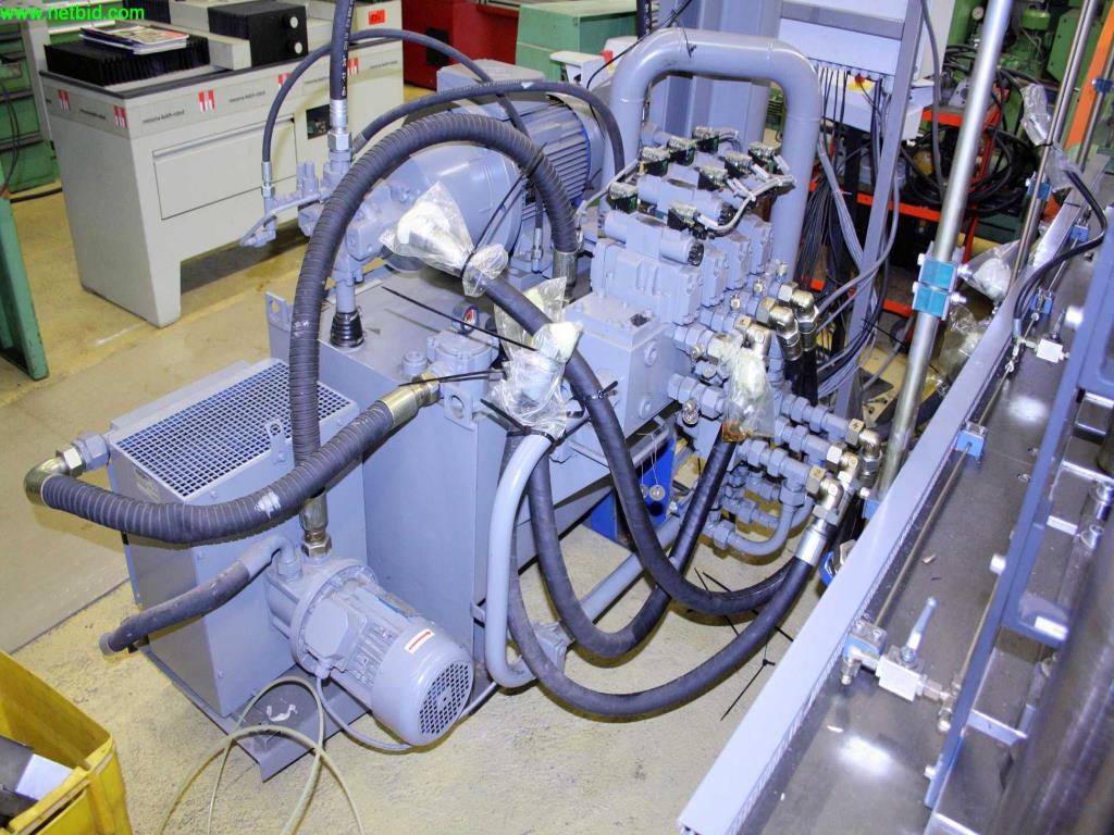 
Máquinas bem conservadas a partir de uma resolução de oficina<br>-9