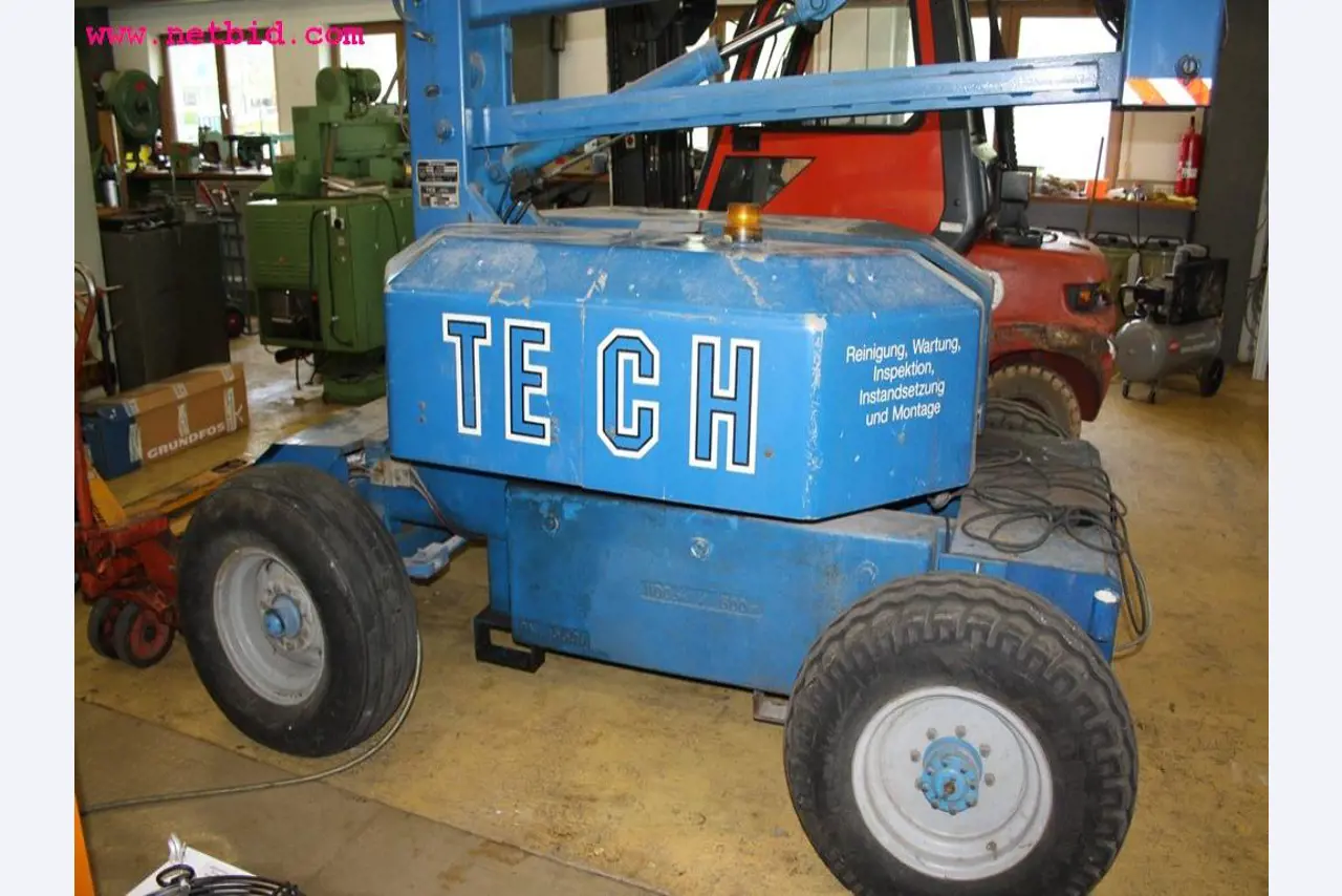 Machines et accessoires provenant de la liquidation d'une entreprise<br>.-3