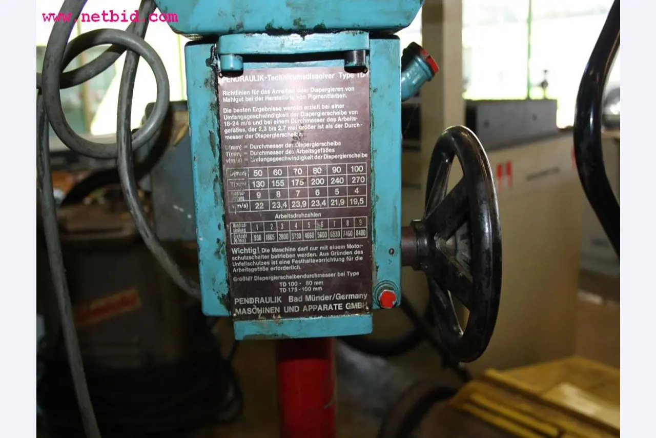 well-maintained machines from a workshop liquidation<br> -4