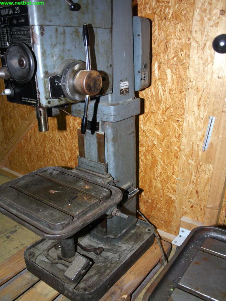 
Máquinas bem conservadas a partir de uma resolução de oficina<br>-6