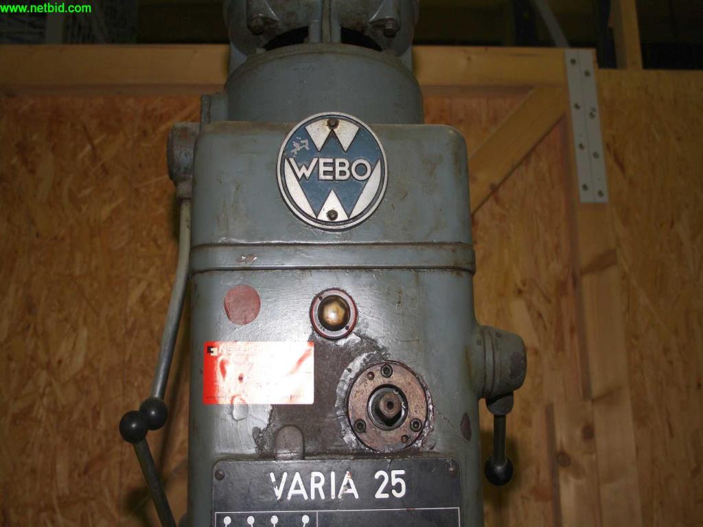 
Máquinas bem conservadas a partir de uma resolução de oficina<br>-8