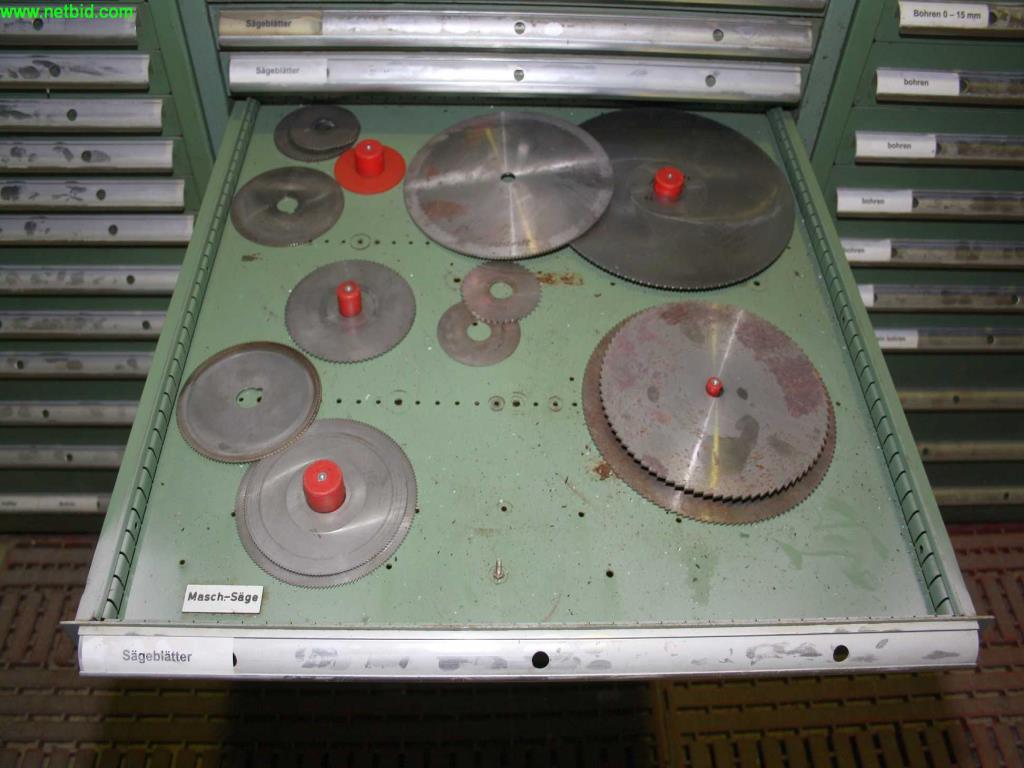 
machines bien entretenues provenant de la liquidation d'un atelier<br>.-11