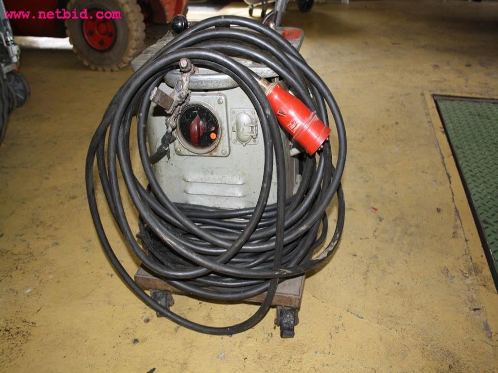 
machines bien entretenues provenant de la liquidation d'un atelier<br>.-3