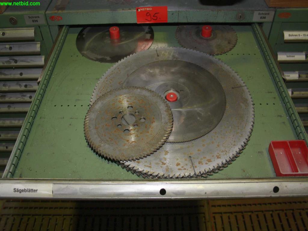 
machines bien entretenues provenant de la liquidation d'un atelier<br>.-8