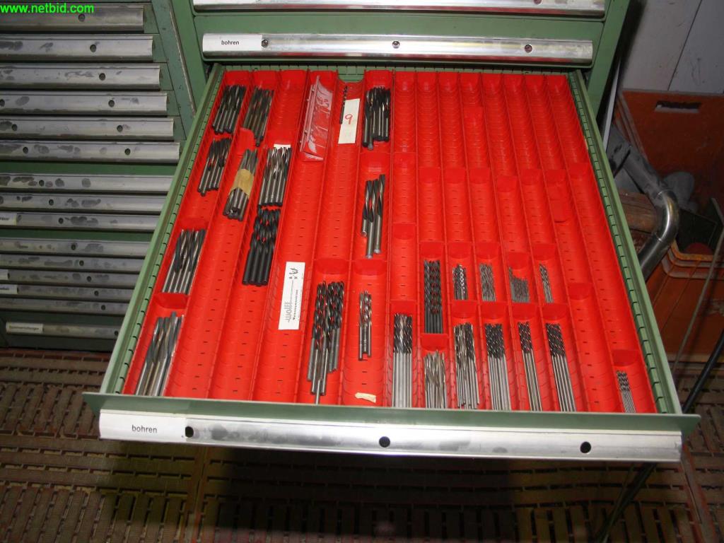 
machines bien entretenues provenant de la liquidation d'un atelier<br>.-7