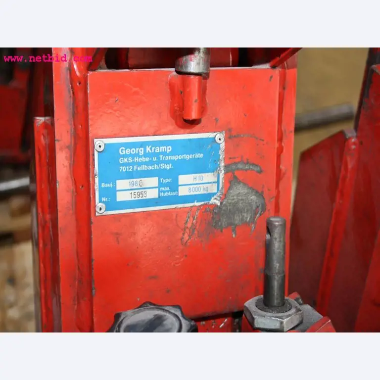 Máquinas e acessórios provenientes da liquidação de uma empresa<br>-4