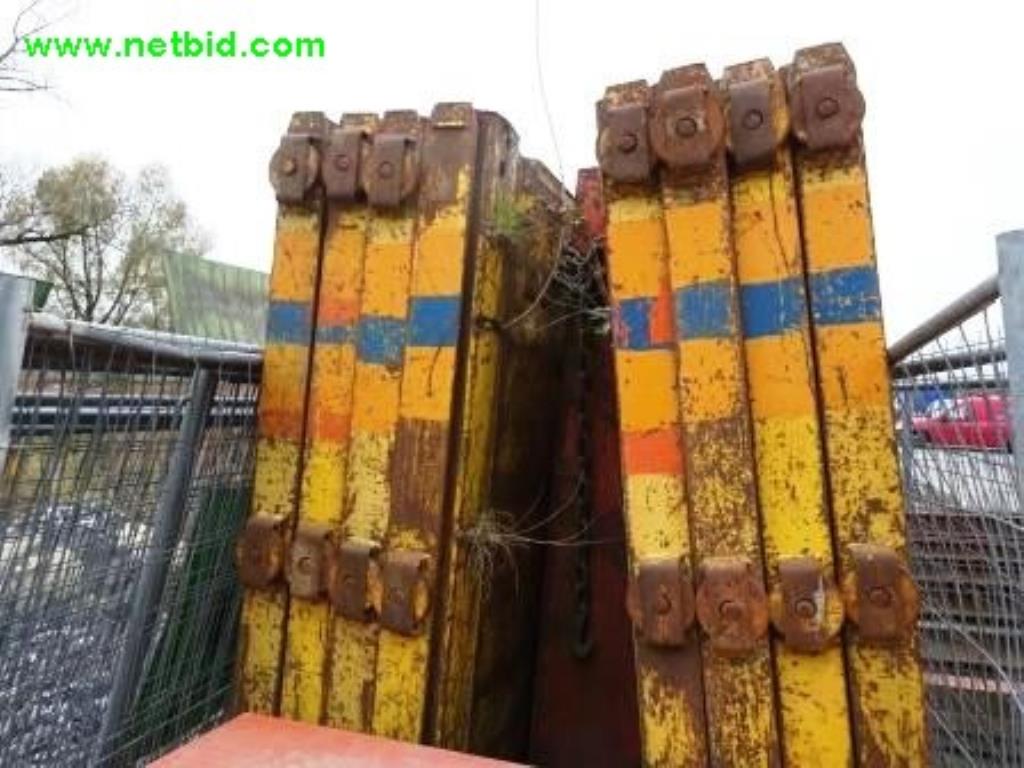 Veículos de construção, escavadoras de lagartas, carregadoras de rodas<br><font size="2"> Em cooperação com a Gläsener + Schmidt GmbH
</font>

-1