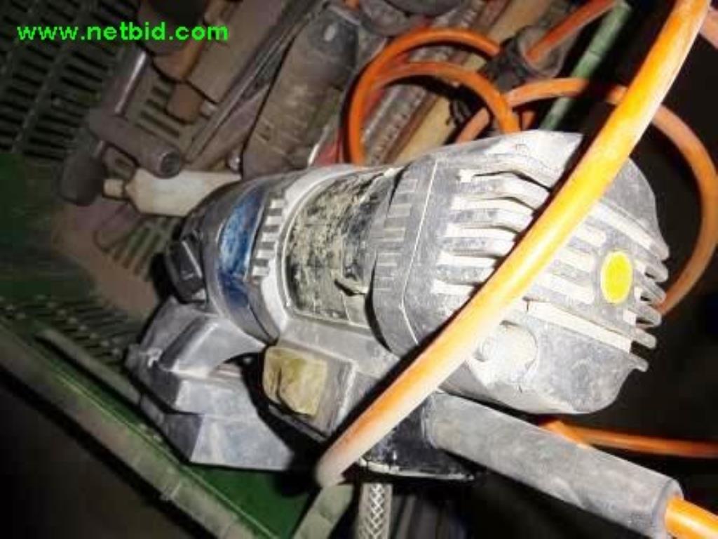 Baufahrzeuge, Raupenbagger, Radlader<br><font size="2"> In Zusammenarbeit mit Gläsener + Schmidt GmbH
</font>

-3