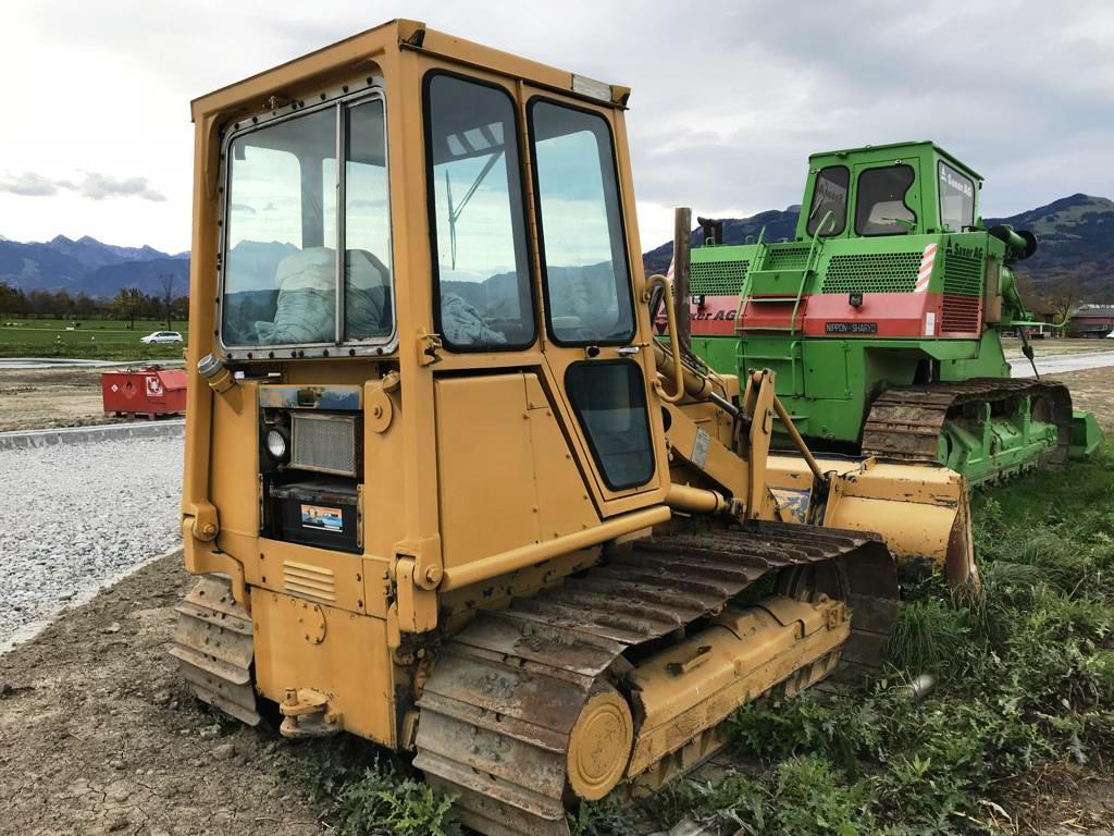 Construction Vehicles, Crawler, Wheel Loader<br><font size="2"> In collaboration with Gläsener + Schmidt GmbH
</font>
-7
