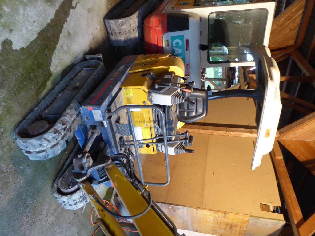 Veículos de construção, escavadoras de lagartas, carregadoras de rodas<br><font size="2"> Em cooperação com a Gläsener + Schmidt GmbH
</font>

-6