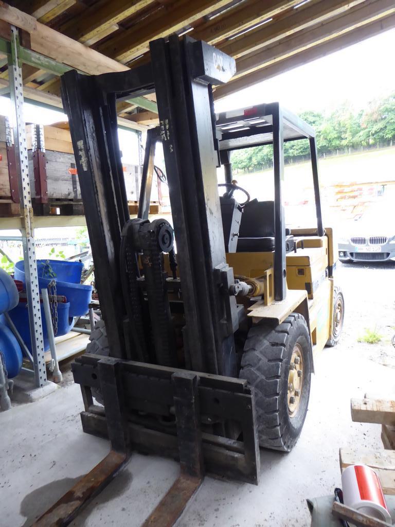 Véhicules de chantier, pelles sur chenilles, chargeuses sur pneus<br><font size="2"> En collaboration avec Gläsener + Schmidt GmbH
</font>

-2