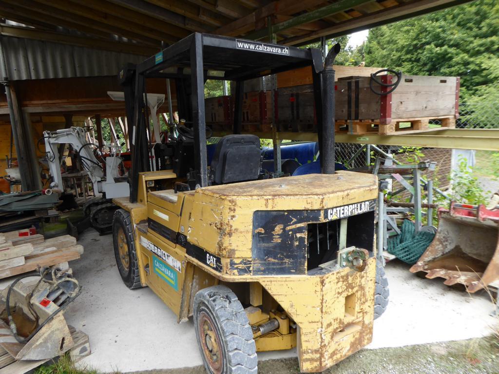 Véhicules de chantier, pelles sur chenilles, chargeuses sur pneus<br><font size="2"> En collaboration avec Gläsener + Schmidt GmbH
</font>

-3