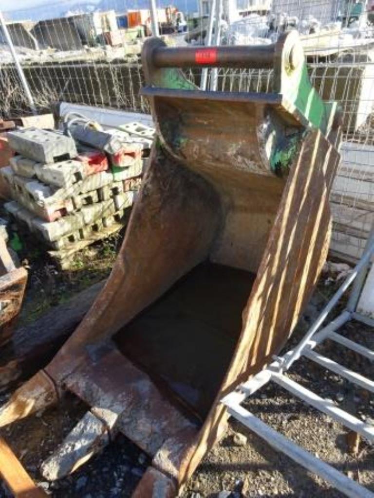 Veículos de construção, escavadoras de lagartas, carregadoras de rodas<br><font size="2"> Em cooperação com a Gläsener + Schmidt GmbH
</font>

-1