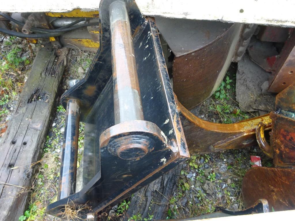 Veículos de construção, escavadoras de lagartas, carregadoras de rodas<br><font size="2"> Em cooperação com a Gläsener + Schmidt GmbH
</font>

-2