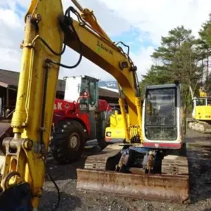 Graafmachine op rupsen Hutter Kato 120LC-D