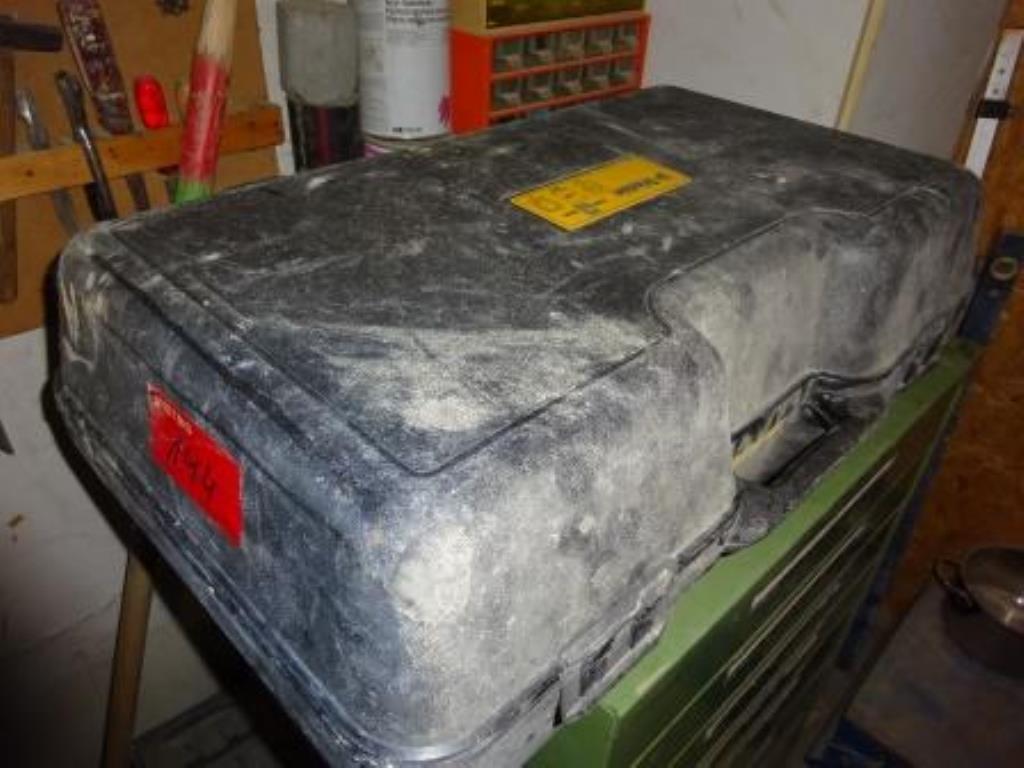 Veículos de construção, escavadoras de lagartas, carregadoras de rodas<br><font size="2"> Em cooperação com a Gläsener + Schmidt GmbH
</font>

-6