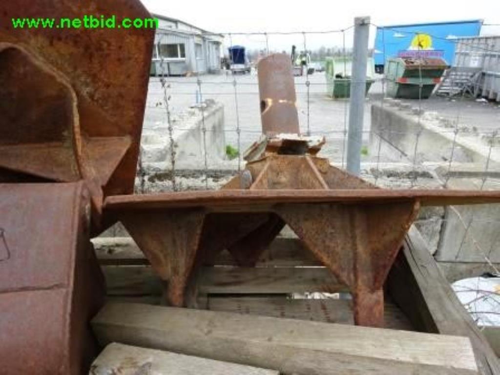 Véhicules de chantier, pelles sur chenilles, chargeuses sur pneus<br><font size="2"> En collaboration avec Gläsener + Schmidt GmbH
</font>

-4