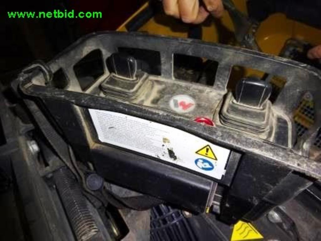 Veículos de construção, escavadoras de lagartas, carregadoras de rodas<br><font size="2"> Em cooperação com a Gläsener + Schmidt GmbH
</font>

-4