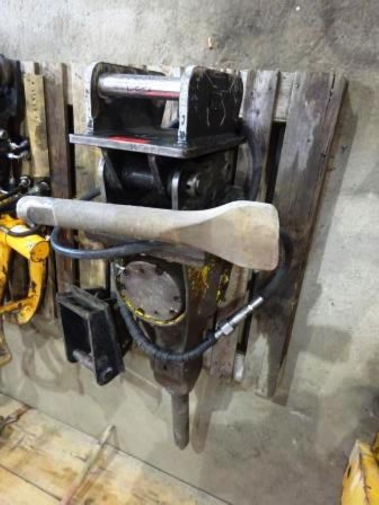 Véhicules de chantier, pelles sur chenilles, chargeuses sur pneus<br><font size="2"> En collaboration avec Gläsener + Schmidt GmbH
</font>

-2