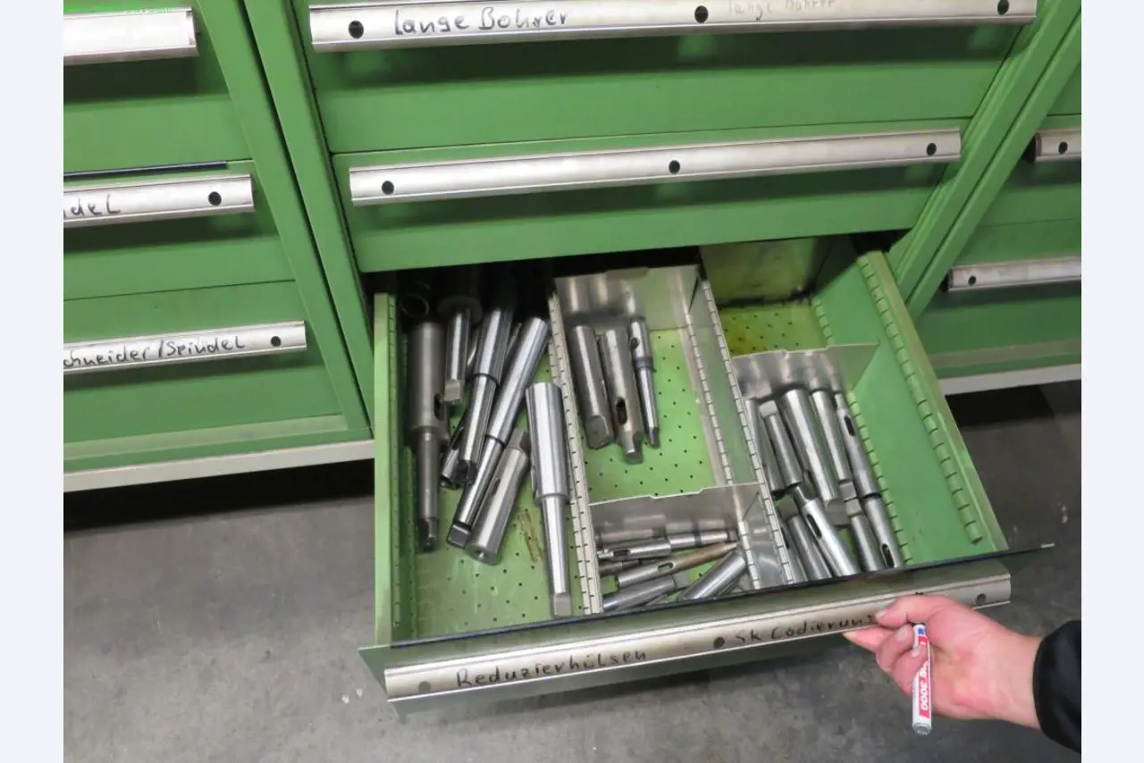 Tooling machines and sheet metal machines out of the sector engineering and contract manufacturing. 
-7