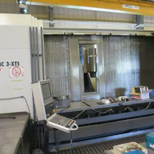 Fraiseuse CNC à banc Axa VHC 3-4000-XTS-50