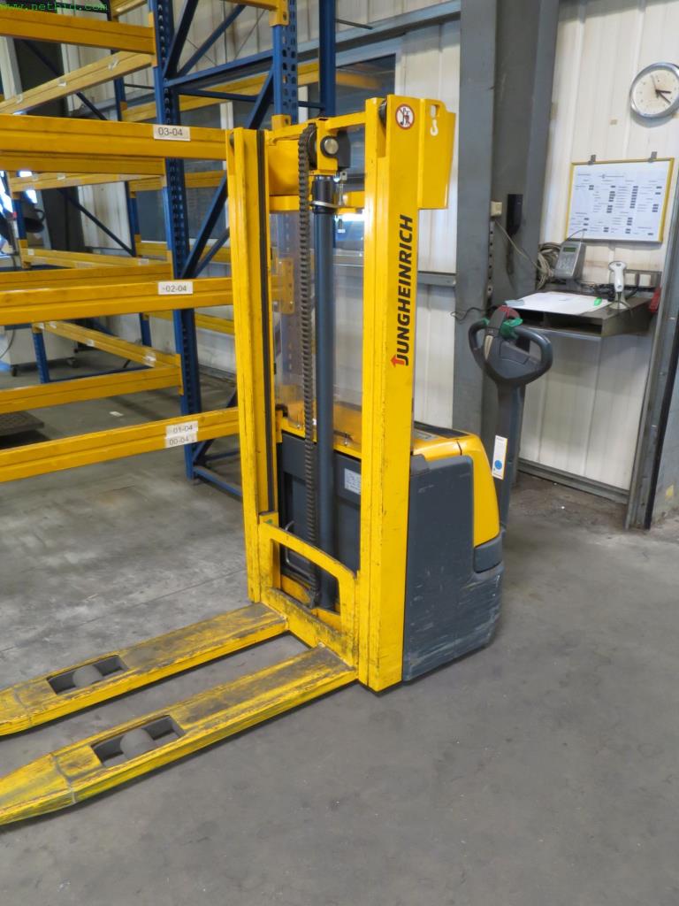 Werkzeug-&  Blechbearbeitungsmaschinen<br>aus dem Bereich Maschinenbau und<br>Lohnfertigung-2