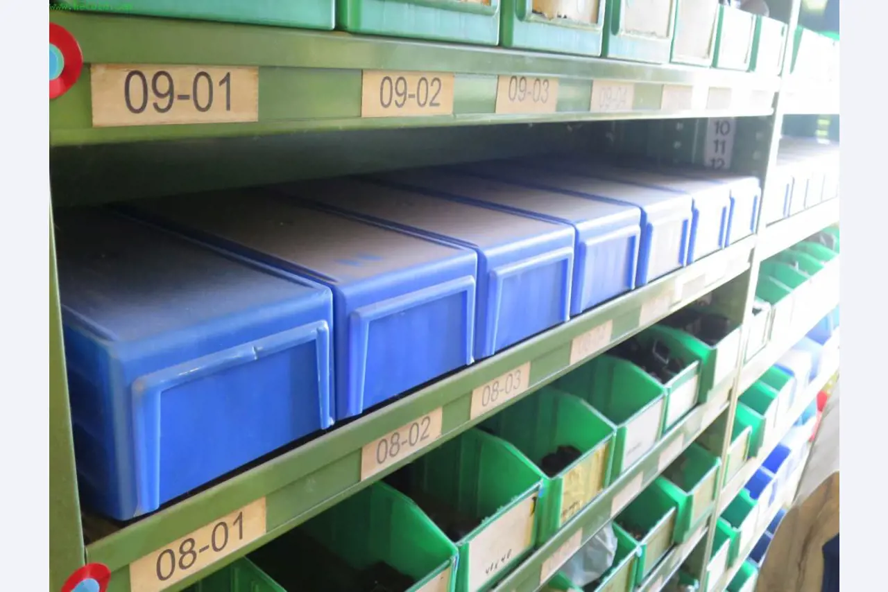 Máquinas-ferramentas e máquinas para trabalhar chapas metálicas<br> no domínio da engenharia mecânica e do fabrico por encomenda-4