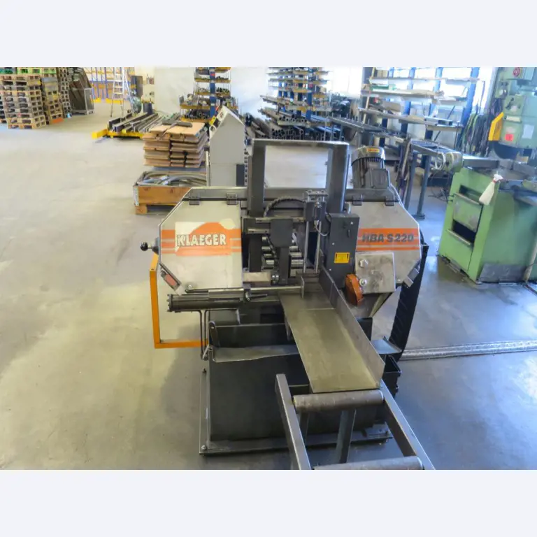 Tooling machines and sheet metal machines out of the sector engineering and contract manufacturing. 
-3