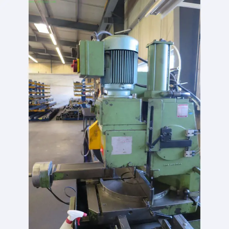 Tooling machines and sheet metal machines out of the sector engineering and contract manufacturing. 
-3