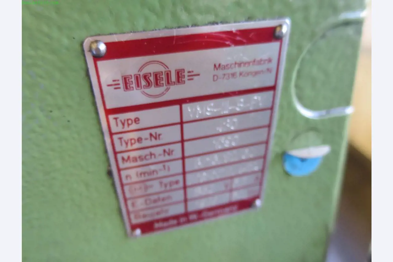 Tooling machines and sheet metal machines out of the sector engineering and contract manufacturing. 
-4