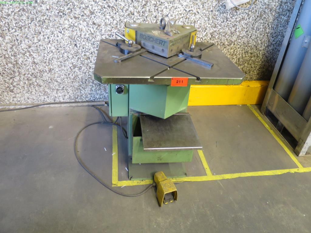 Werkzeug-&  Blechbearbeitungsmaschinen<br>aus dem Bereich Maschinenbau und<br>Lohnfertigung-2