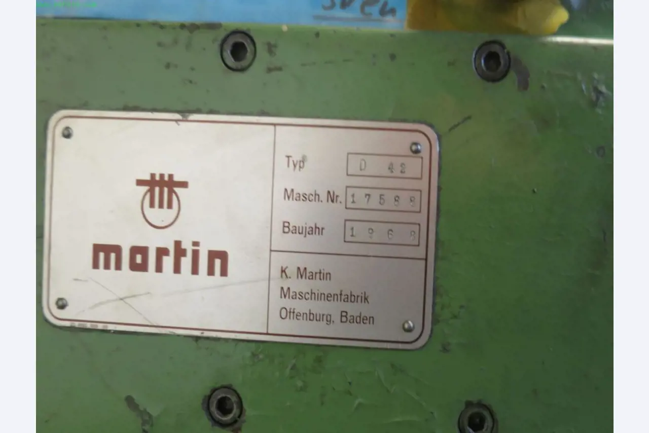 Máquinas-ferramentas e máquinas para trabalhar chapas metálicas<br> no domínio da engenharia mecânica e do fabrico por encomenda-3