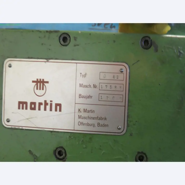 Máquinas-ferramentas e máquinas para trabalhar chapas metálicas<br> no domínio da engenharia mecânica e do fabrico por encomenda-3