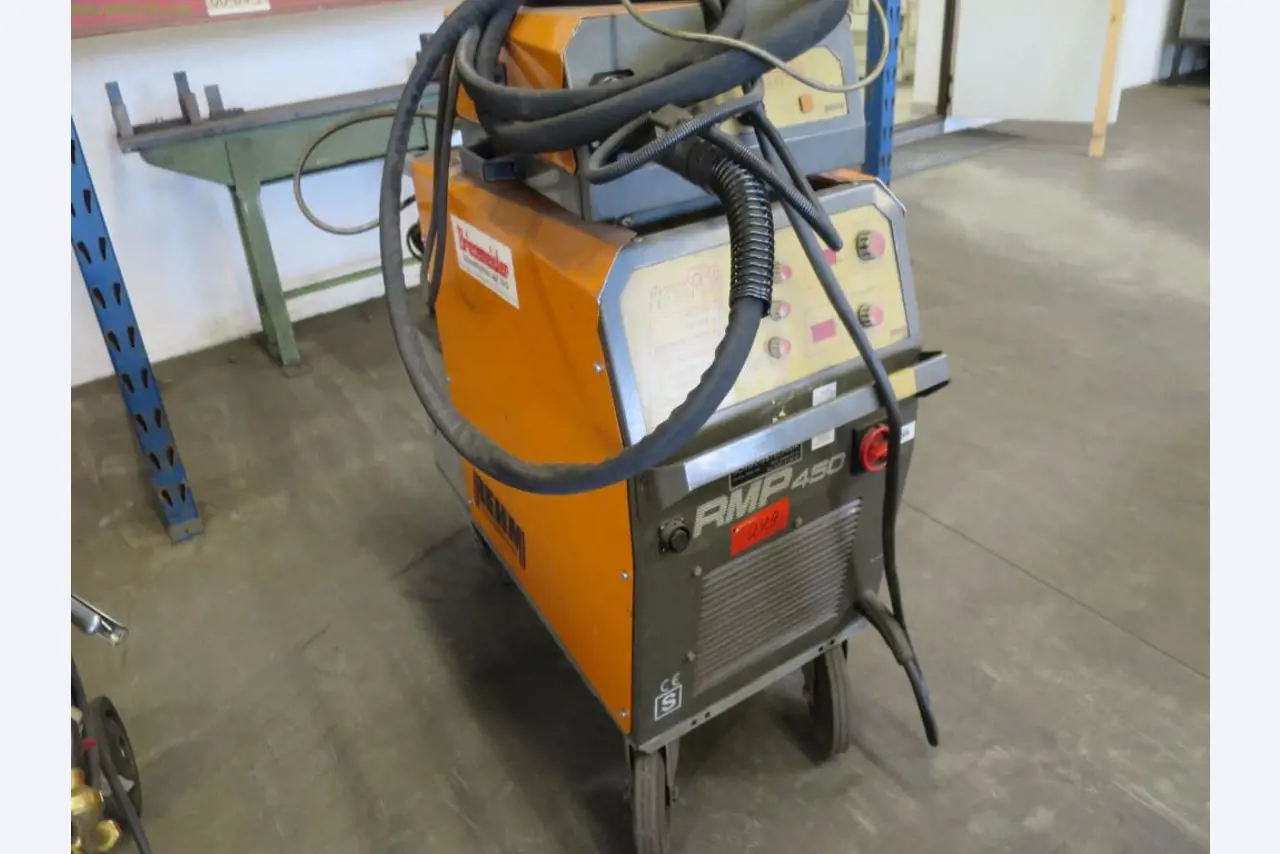 Máquinas-ferramentas e máquinas para trabalhar chapas metálicas<br> no domínio da engenharia mecânica e do fabrico por encomenda-1