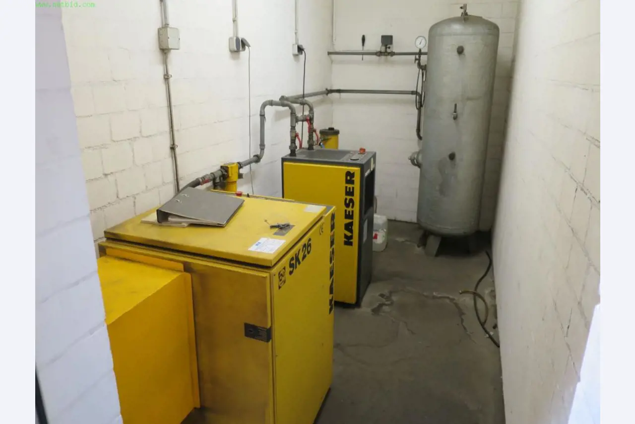 Máquinas-ferramentas e máquinas para trabalhar chapas metálicas<br> no domínio da engenharia mecânica e do fabrico por encomenda-1