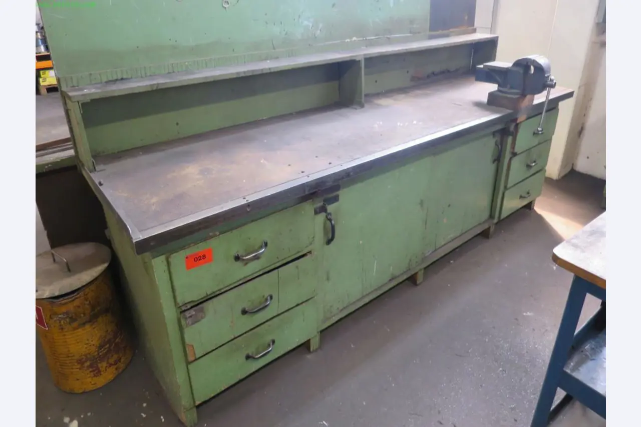 Werkzeug-& Blechbearbeitungsmaschinen<br>aus dem Bereich Maschinenbau und<br>Lohnfertigung-1