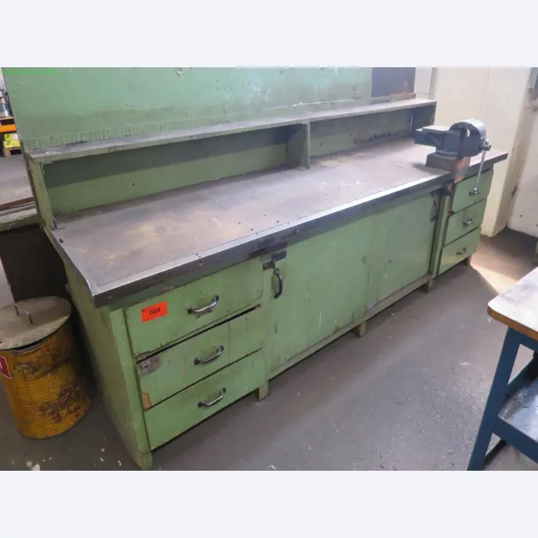 Werkzeug-& Blechbearbeitungsmaschinen<br>aus dem Bereich Maschinenbau und<br>Lohnfertigung-1