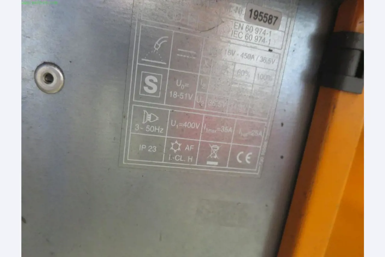 Máquinas-ferramentas e máquinas para trabalhar chapas metálicas<br> no domínio da engenharia mecânica e do fabrico por encomenda-2