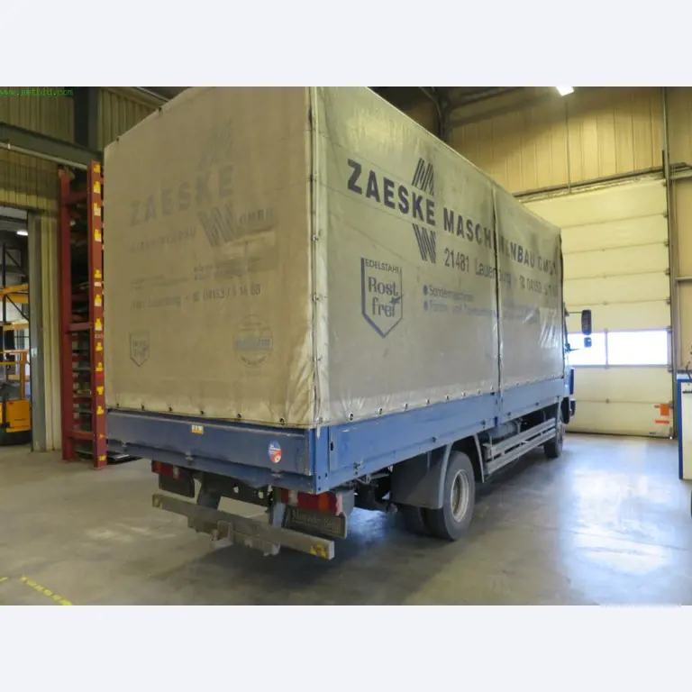 Máquinas-ferramentas e máquinas para trabalhar chapas metálicas<br> no domínio da engenharia mecânica e do fabrico por encomenda-2