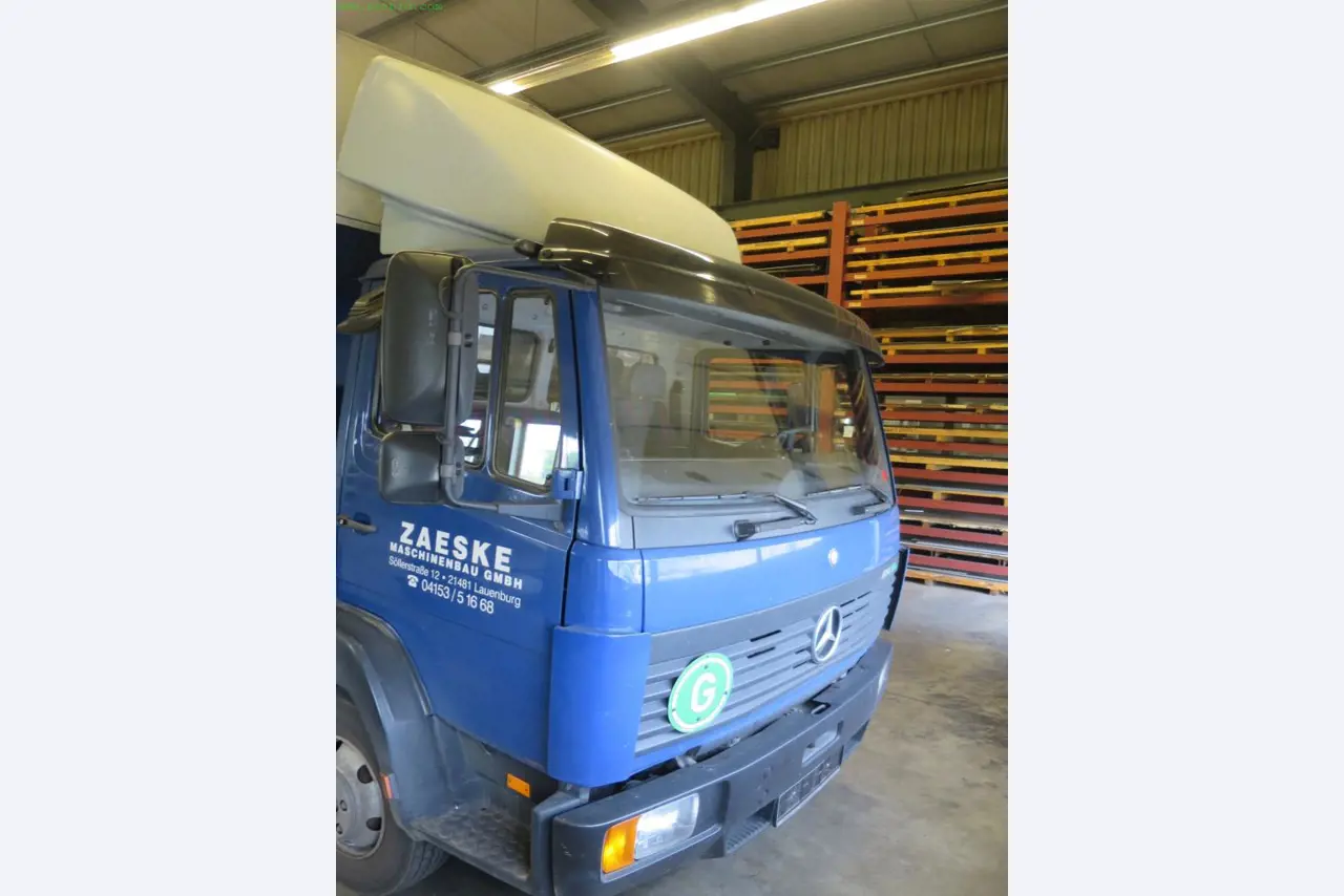 Máquinas-ferramentas e máquinas para trabalhar chapas metálicas<br> no domínio da engenharia mecânica e do fabrico por encomenda-4