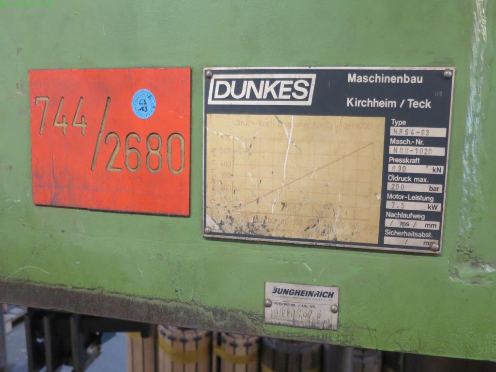 
Tooling machines and sheet metal machines out of the sector engineering and contract manufacturing. 
-3